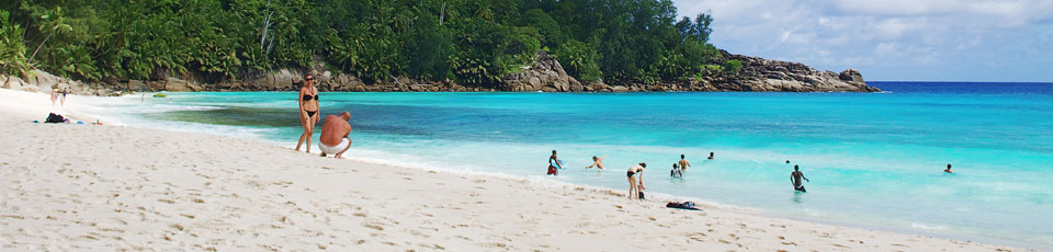 SOUTH POINT CHALETS / LA MONTAGNE VILLA - Mahé