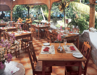 ISLANDERS GUESTHOUSE PRASLIN - Praslin