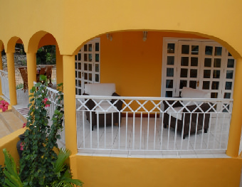 BEAU VALLON RESIDENCE - Mahé