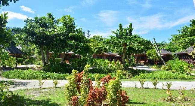 HELICONIA GROVE - Praslin