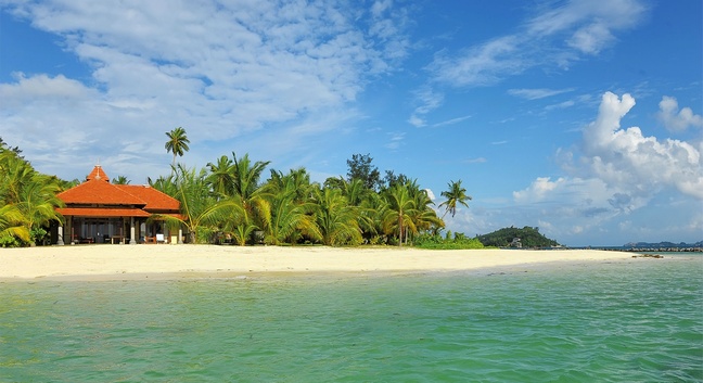 BEACHCOMBER SAINTE ANNE RESORT - Sainte Anne island