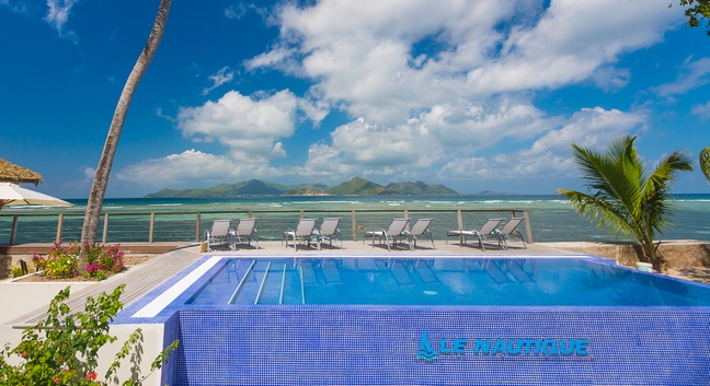 LE NAUTIQUE LUXURY WATERFRONT HOTEL - La Digue