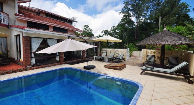 CARANA HILLTOP VILLA MAHE - Mahé