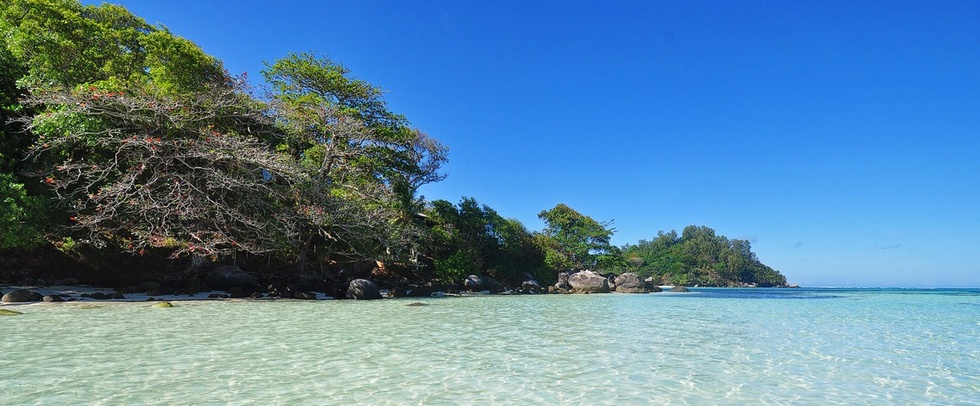 SKY BLUE CAR RENTAL - Mahé