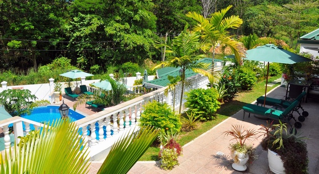 HANNEMAN HOLIDAY RESIDENCE BEAU VALLON - Mahé