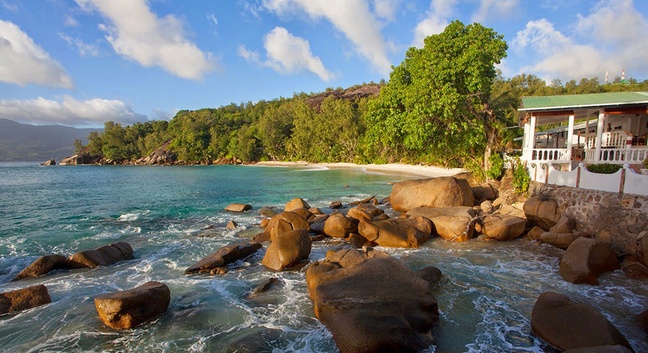 ANSE SOLEIL BEACHCOMBER - Mahé