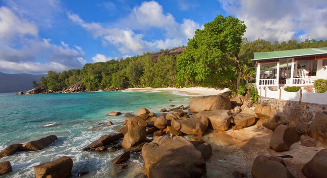 ANSE SOLEIL BEACHCOMBER - Mahé