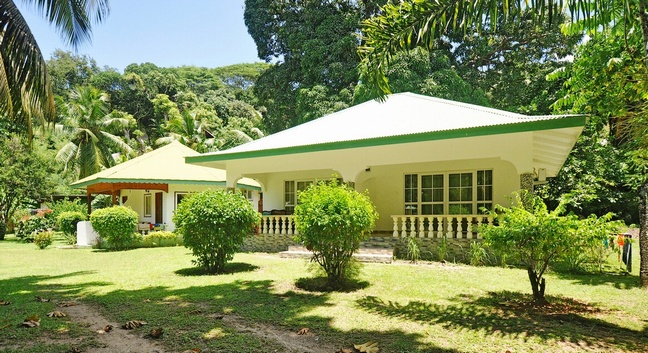 CHALET BAMBOO VERT - La Digue