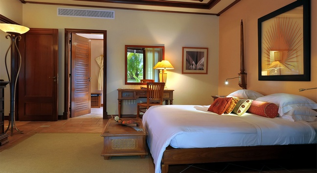 BEACHCOMBER SAINTE ANNE RESORT - Sainte Anne island