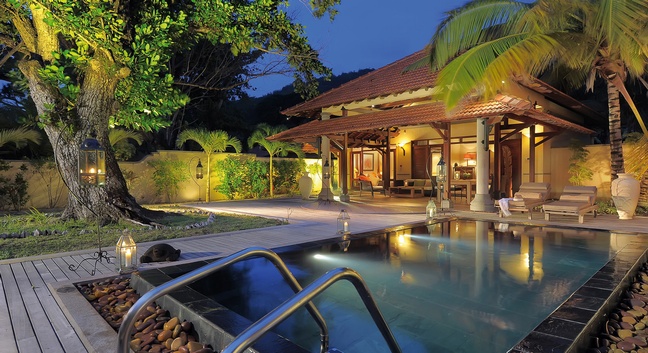 BEACHCOMBER SAINTE ANNE RESORT - Sainte Anne island