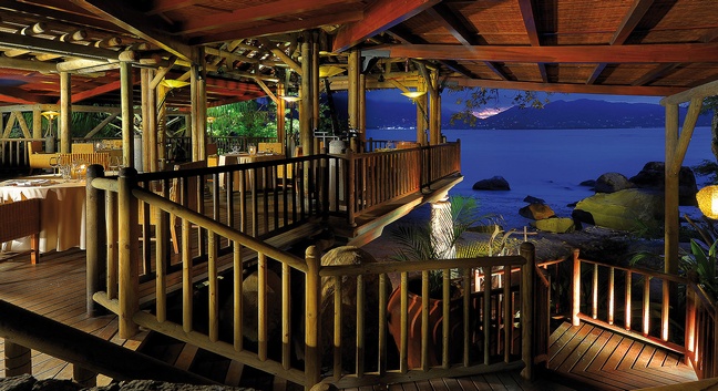 BEACHCOMBER SAINTE ANNE RESORT - Sainte Anne island