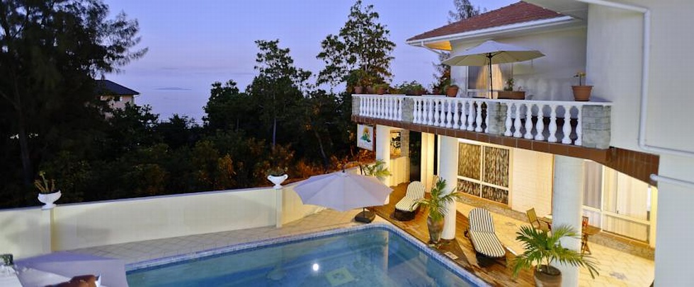 CARANA HILLTOP VILLA MAHE - Mahé