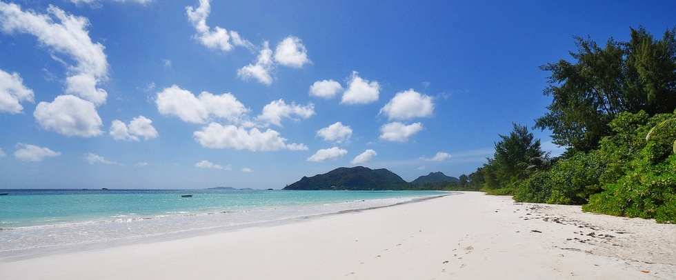 PARADISE SUN PRASLIN - Praslin