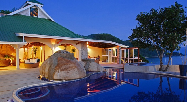 BLACK PARROT SUITES PRASLIN - Praslin