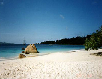ISLANDERS GUESTHOUSE PRASLIN - Praslin